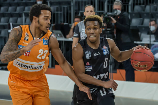 发了媒体和 发了媒体和